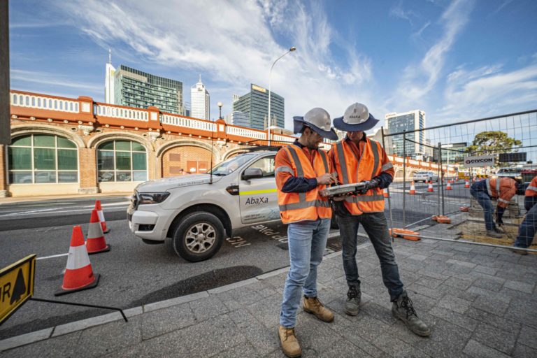 Experienced underground utility locator